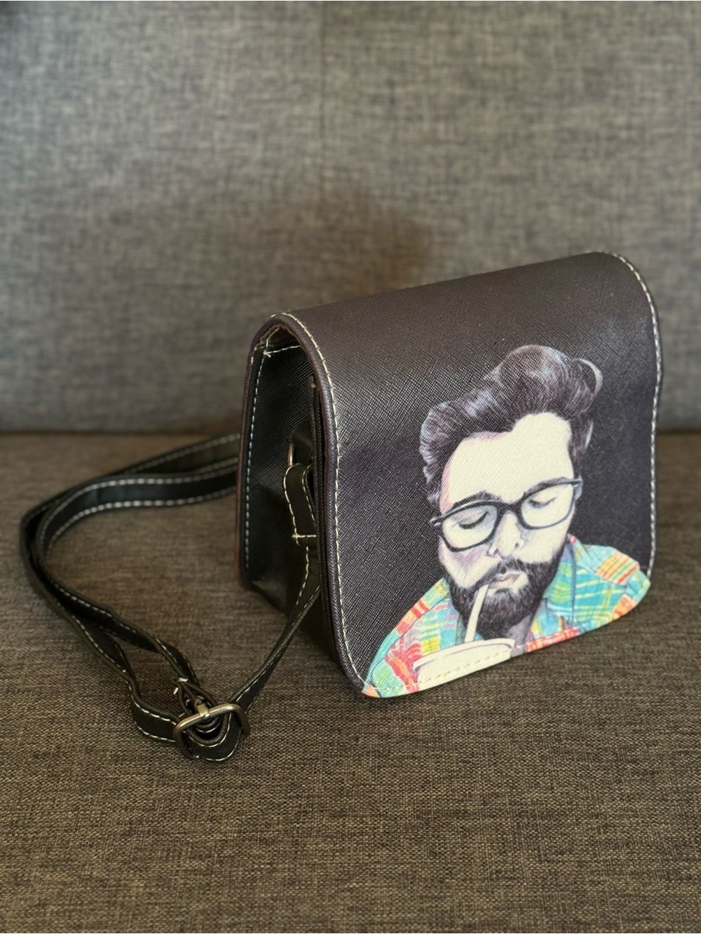 New Without Tag Black Crossbody Bag with Graphic Portrait Print - Picture 2 of 10